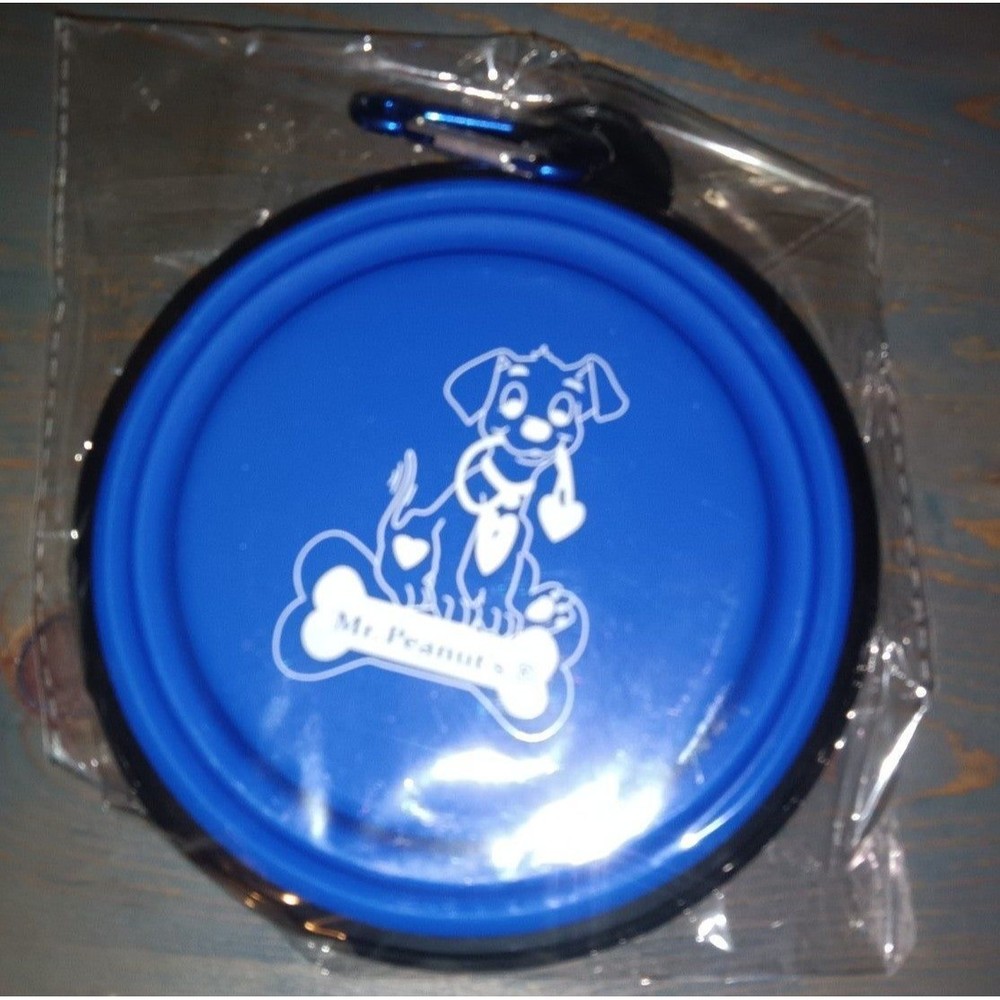 Mr. Peanuts portable water bowl